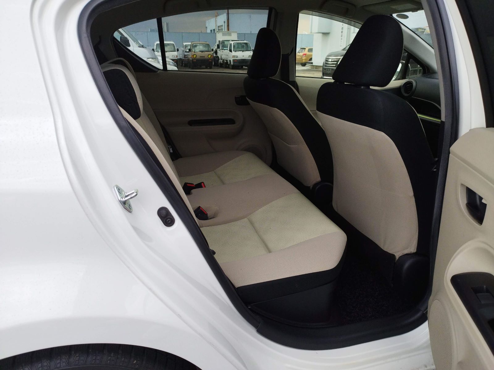 2014 Toyota Aqua